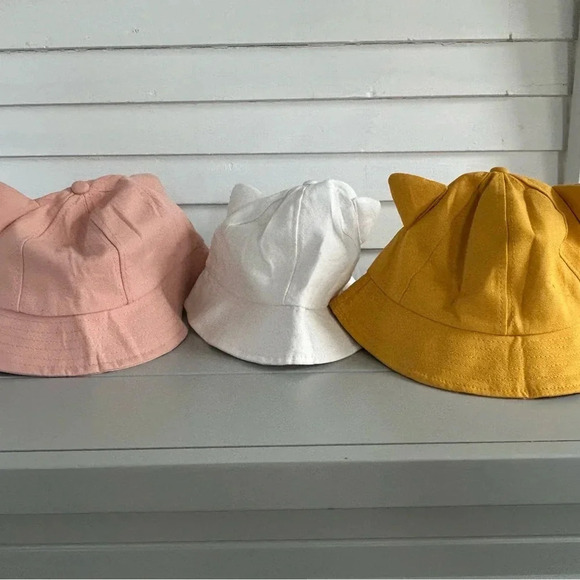 Bucket Hat with Cat Face - Picture 2 of 6